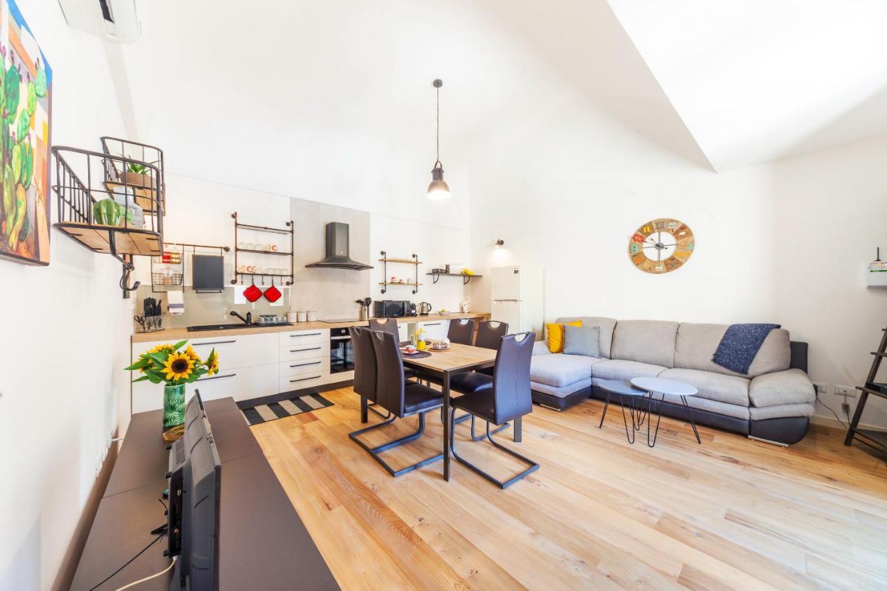 Vakalu-Piazza Duomo Charming Apartment Syracuse Exteriér fotografie