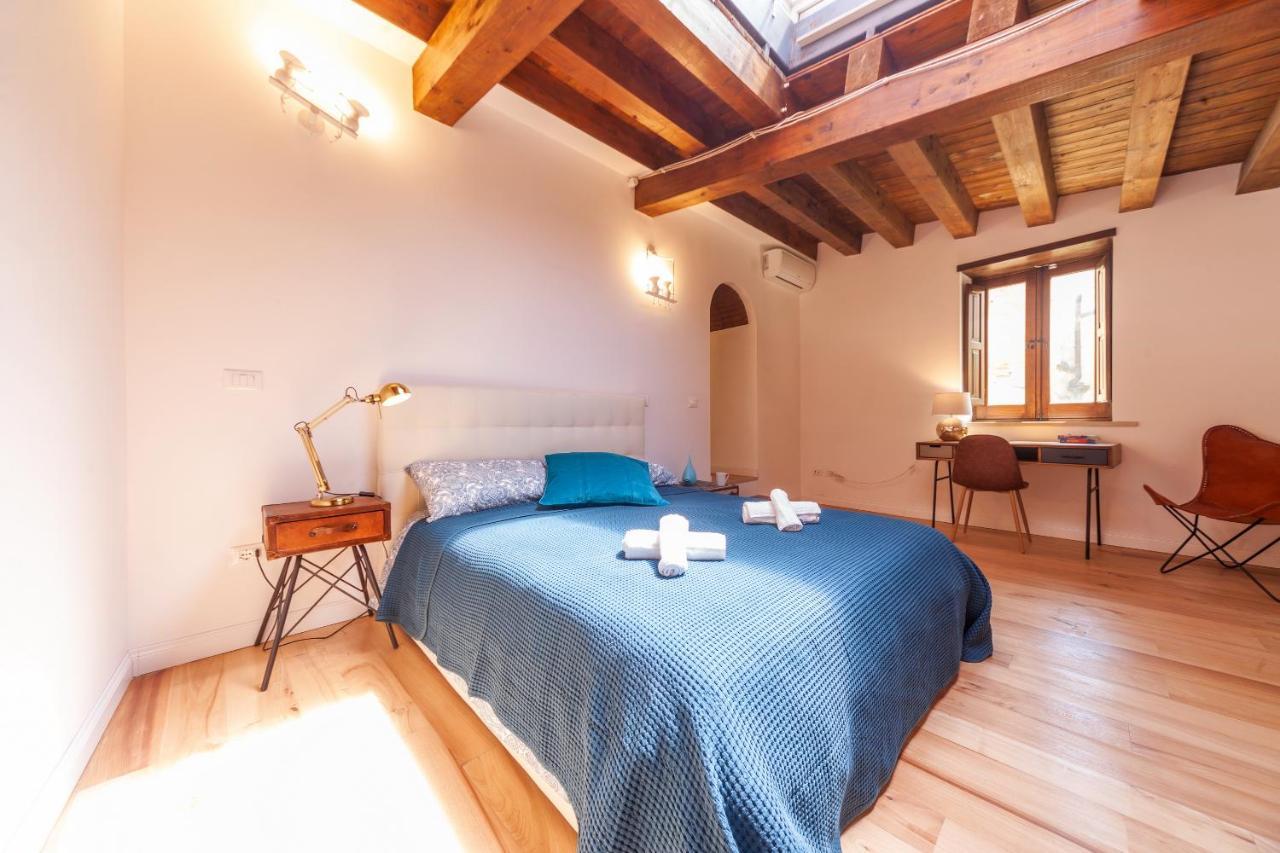 Vakalu-Piazza Duomo Charming Apartment Syracuse Exteriér fotografie